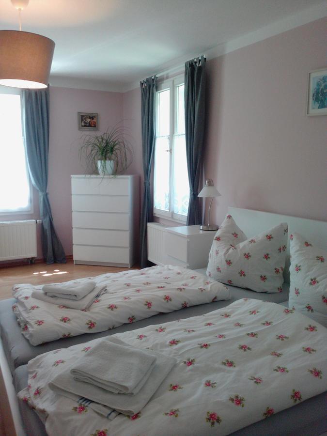 Gaestehaus Villa Rose Durrrohrsdorf Eksteriør billede